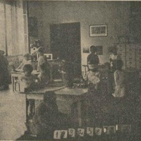 Casa dei Bambini di Pergine Valsugana (Trento) [anni Venti] - G. B. Chimelli, in <em>La trasformazione dell'Asilo di Pergine in Casa dei Bambini</em>, "L'Idea Montessori", a.I, n.9, gennaio 1928, p.8.$$$255