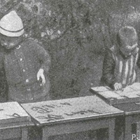 Illustrations for the series of articles by Clara Grunwald on Montessori education published in the journal Das Schulhaus, 1921 - T. Müller, R. Schneider, <em>Lehrmaterialien 1913-1935. Möbel und Architektur. Techning Meterials 1913-1935. Furniture and Architecture</em>, München, Prestel Verlag, 2002, p.46$$$380